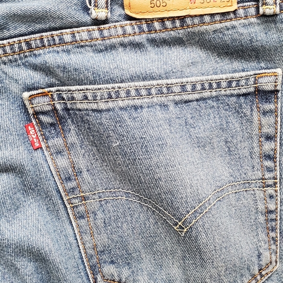 levi jeans - Picture 4 of 9